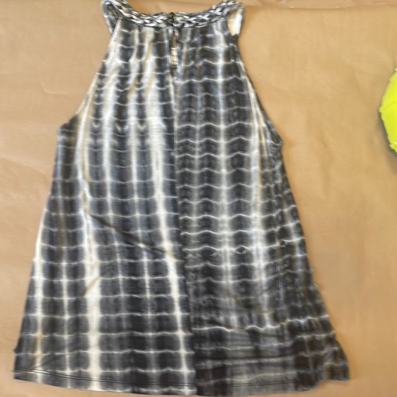 Ladies tie dye sleeveless blouse . Size med - Picture 2 of 8